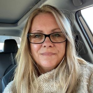 Meet your Posher, Steph